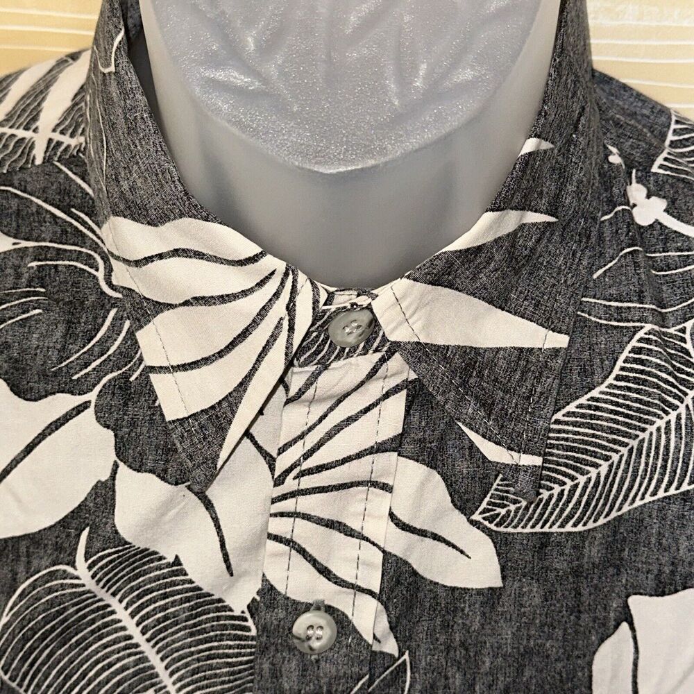 Tori Richards Men's Muted Black Floral Hawaiian Short Sleeve Shirt M 0591